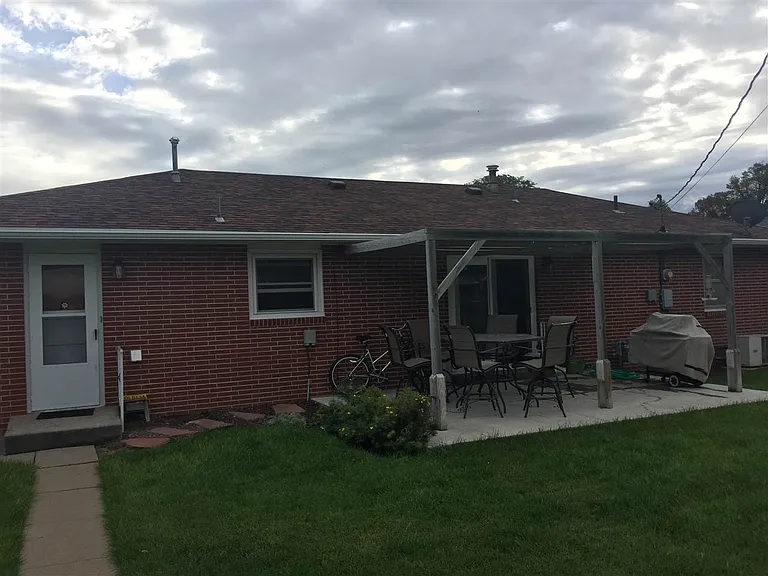 120 S Buffalo Rd — Photo 15