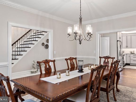5th image of 8303 Canteen Cir