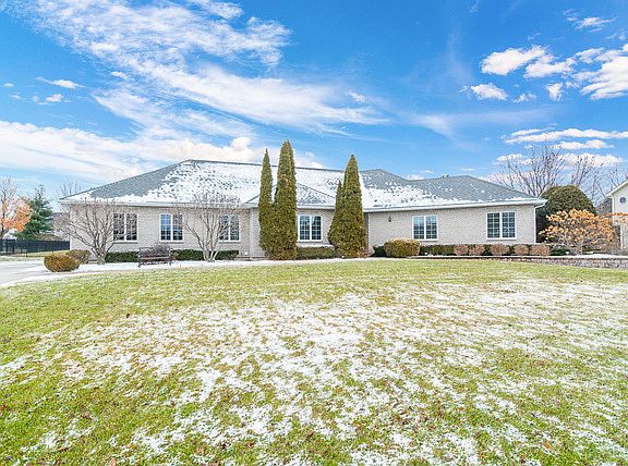 2nd image of 23762 W Douglas Dr