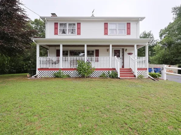 5 Manuel St, Fairhaven, MA 02719