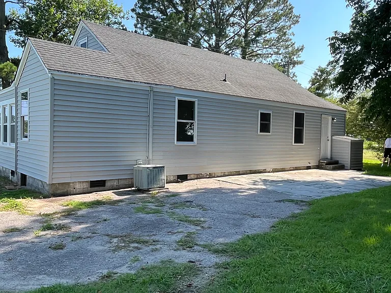 874 State Highway 343 S — Photo 8