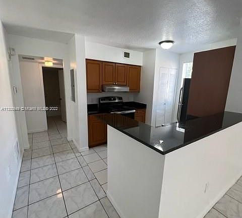 4th image of 17612 NW 25th Ave APT 203