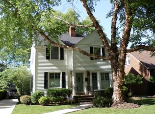 19356 Henry Rd, Cleveland, OH 44126