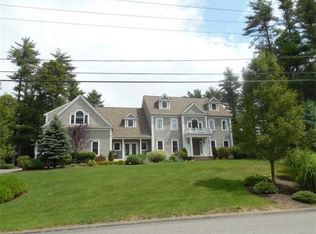 129 Darrington Dr, Raynham, MA 02767