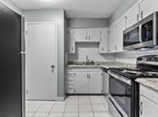 Strasbourg Apartments, Lees Summit, MO 64063