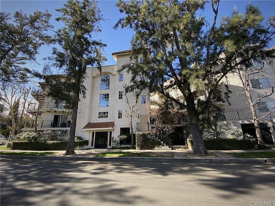 1st image of 4249 Longridge Ave Unit 105
