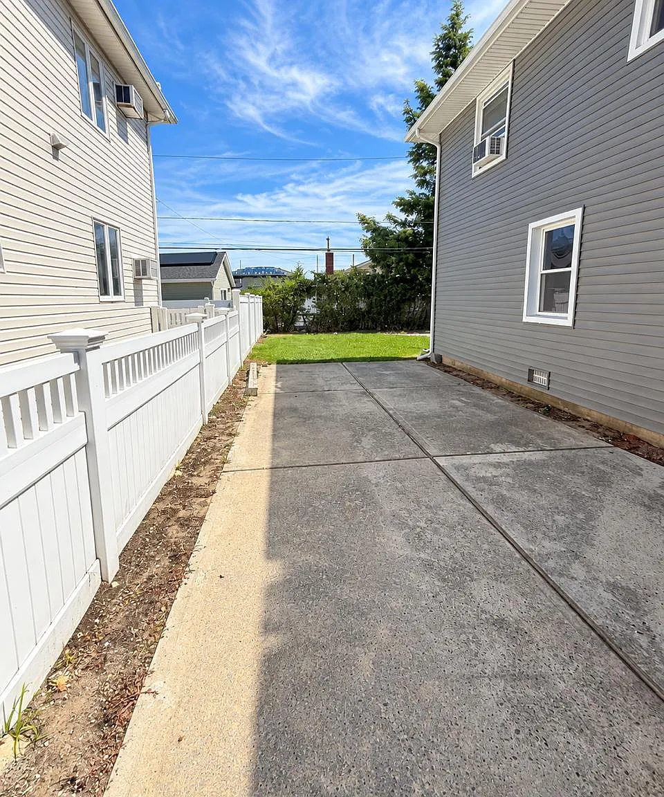 2 bed, $2,950 — Photo 3