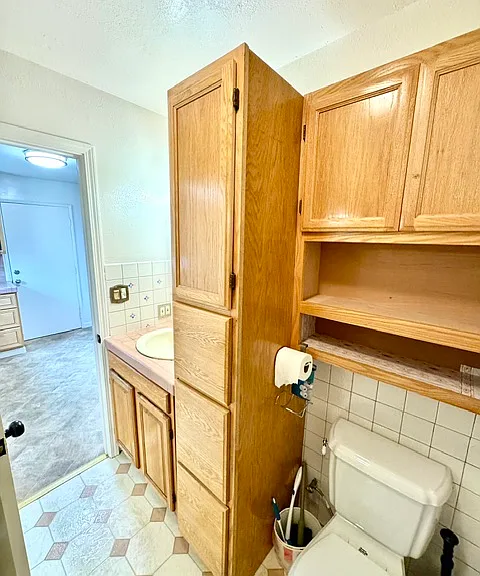 520 E 15th St #4 — Photo 7