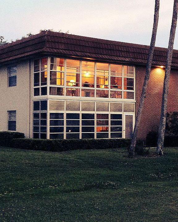 1st image of 60 Woodland Dr