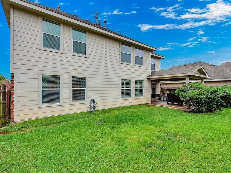 24514 Cobble Canyon Ln — Photo 15