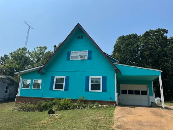 403 N Pavilion Ln, Horseshoe Bend, AR 72512