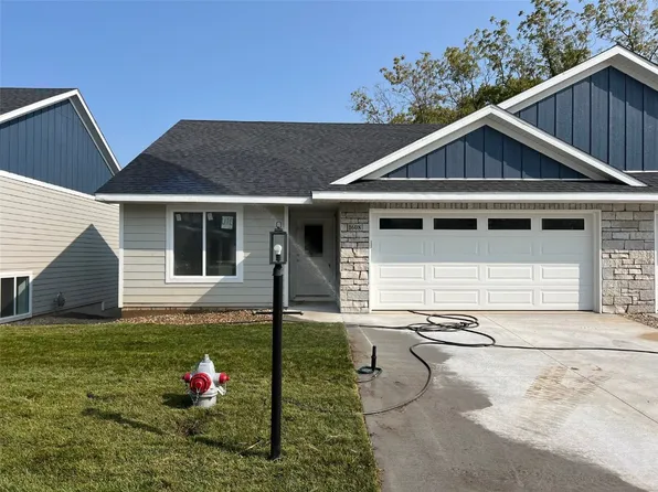 1608 Mitchell Pl, Tiffin, IA 52340