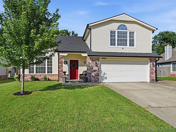 5th image of 8906 N 124th East Ave