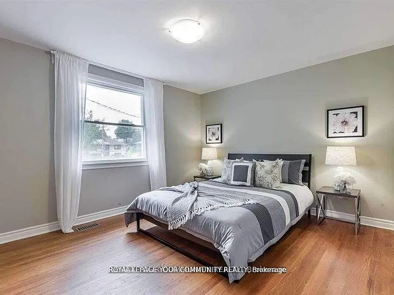 32 Shouldice Ct — Photo 7