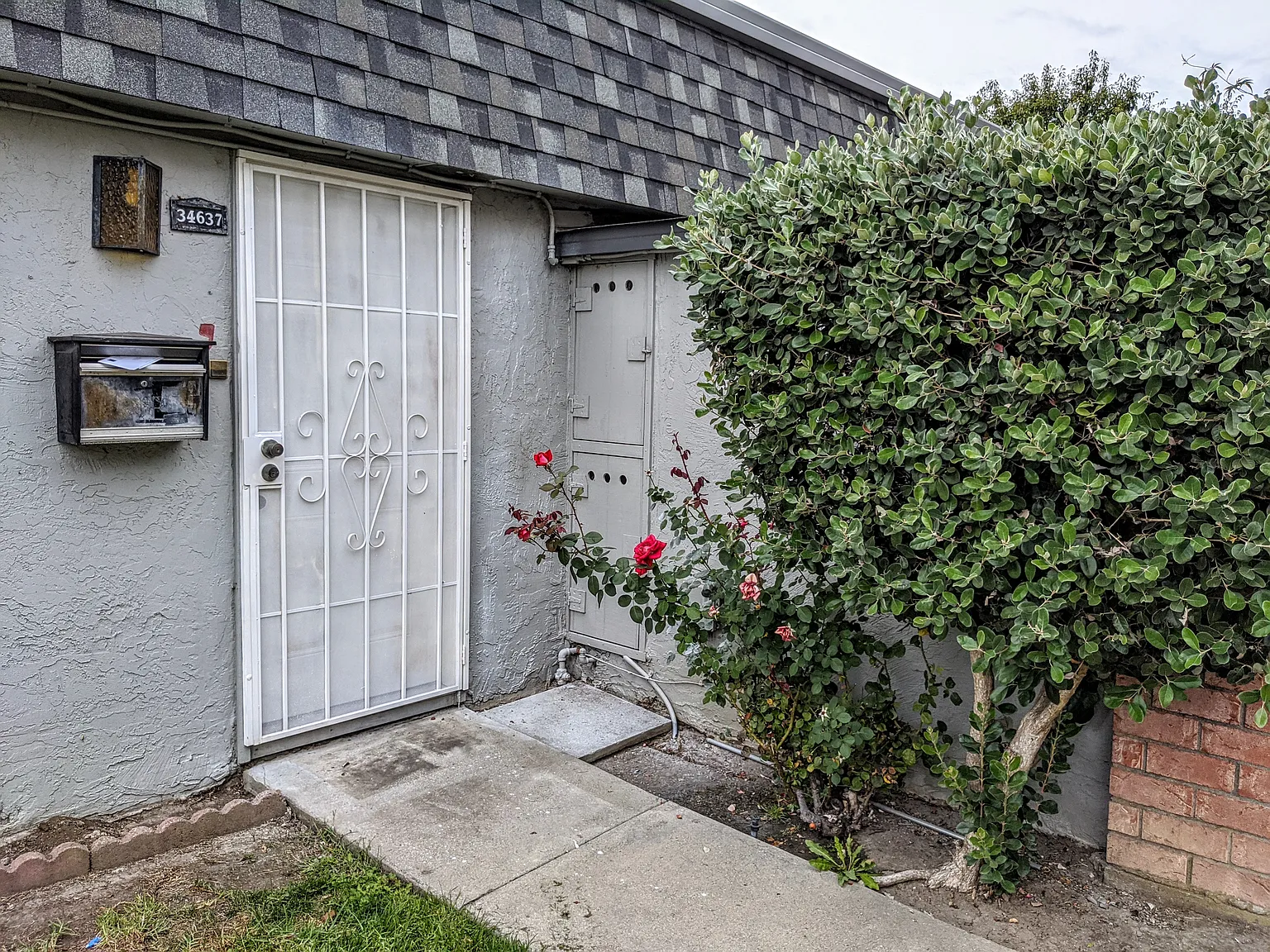 2 bed, 884 sqft, $2,795 — Photo 3