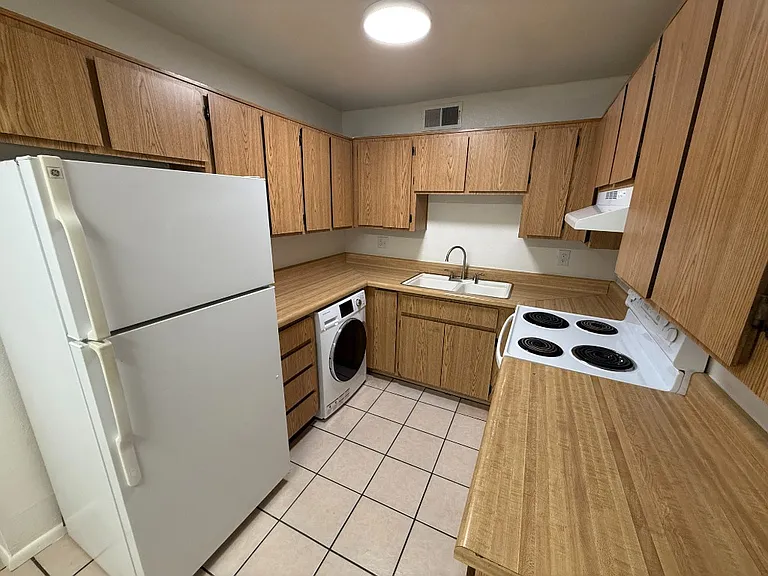 508 N Scott Ave #1 — Photo 1