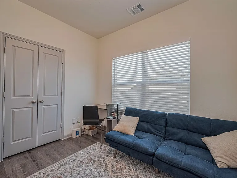 3540 Rebecca St — Photo 10