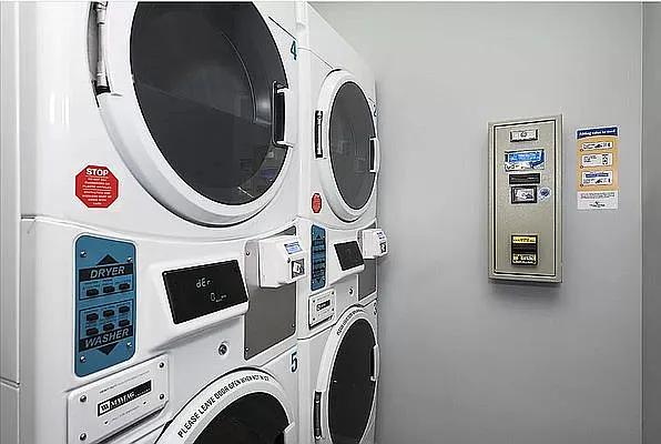 Rented by REAL New York | media 15