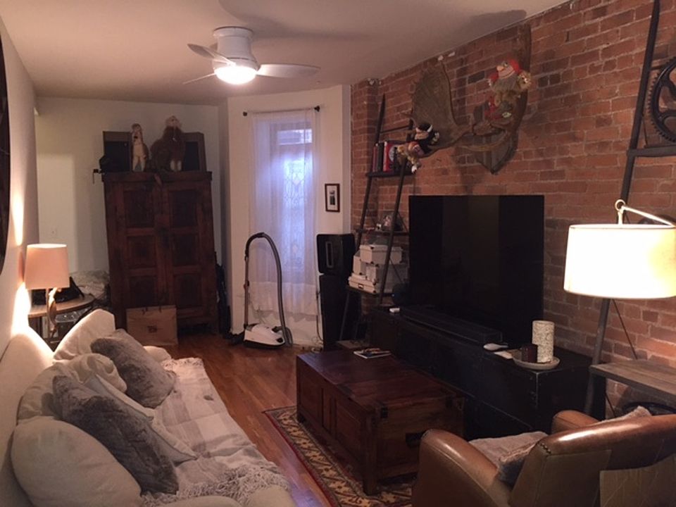 1st image of 711 Carroll St APT 4L