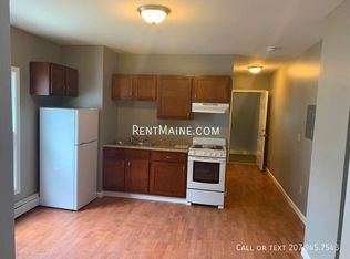 380 Hammond St APT 3, Bangor, ME 04401