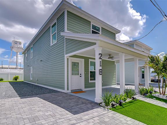 3rd image of 218 8TH AVENUE DRIVE W