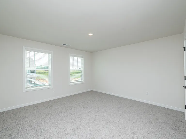 1004 Gresham Pl — Photo 19