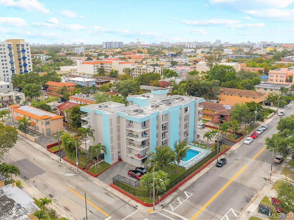 1st image of 140 NW 14th Ave APT 15