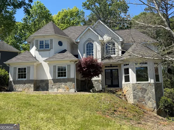 1660 Laurel Creek Dr, Lawrenceville, GA 30043