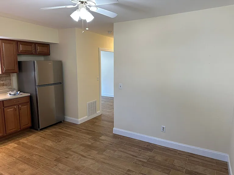 221 Chestnut St #221A — Photo 5