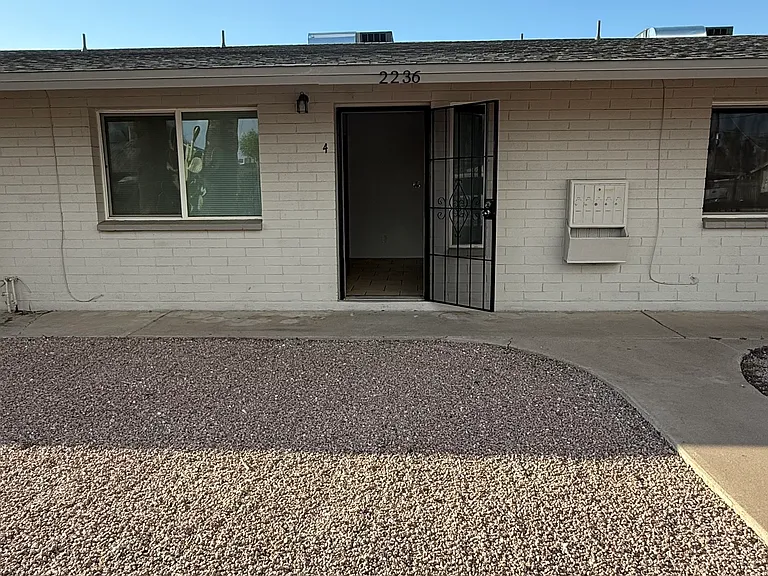2236 W Heatherbrae Dr #4 — Photo 3