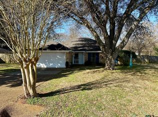 708 Quail Ln, Whitehouse, TX 75791