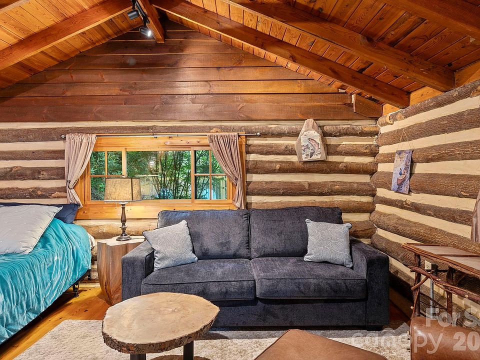 13th image of this home