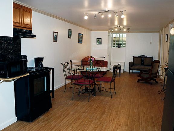 2nd image of 144 Crescent St