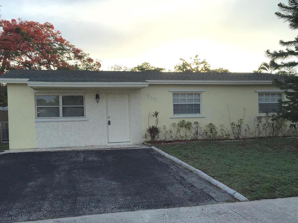 1st image of 513 SW 72nd Ave