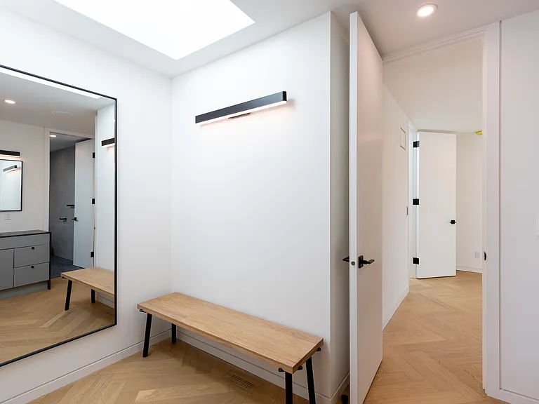 60 Jones Ave #R — Photo 17