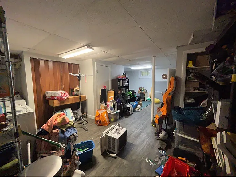 31 Myrtle St — Photo 10
