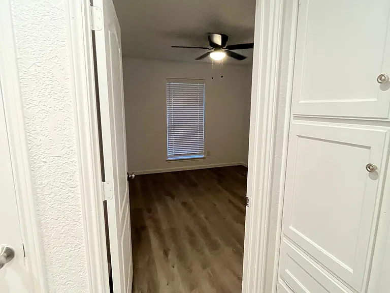4003 Segram Ct — Photo 10