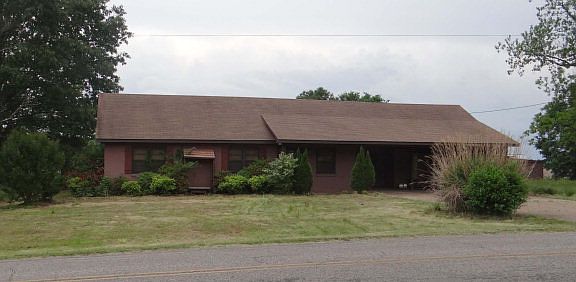 5th image of 755 Woods Rd