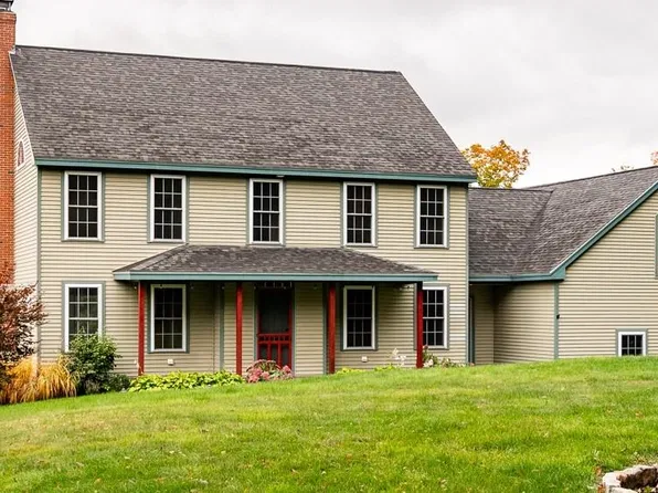 8 Old Mill Lane, Rollinsford, NH 03869