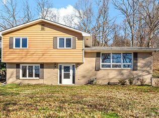 488 Saw Mill Rd, Greensburg, PA 15601