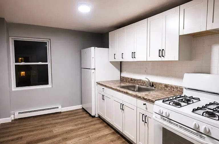 700 N 5th St #202 — Photo 1
