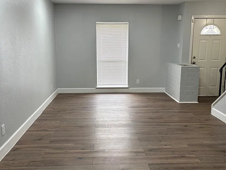 4115 Tidewater Dr — Photo 15