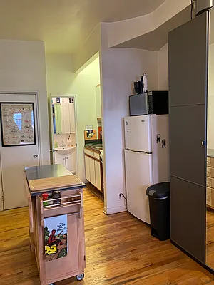 Rented by Compass | media 19