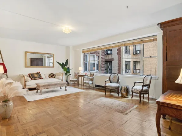 12 Beekman Place image 1 of 6