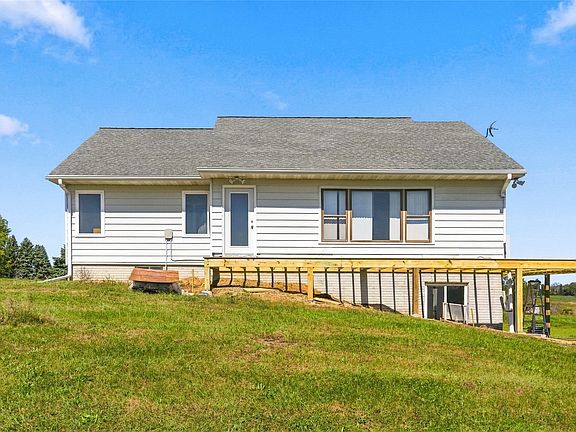 2nd image of 2978 Ranch Trl