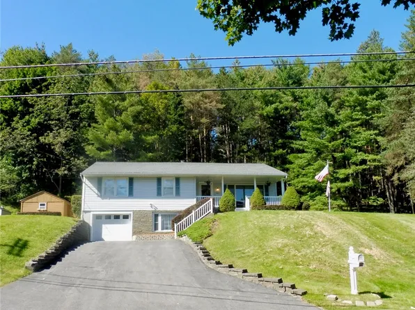 8 Bugbee Rd, Oneonta, NY 13820