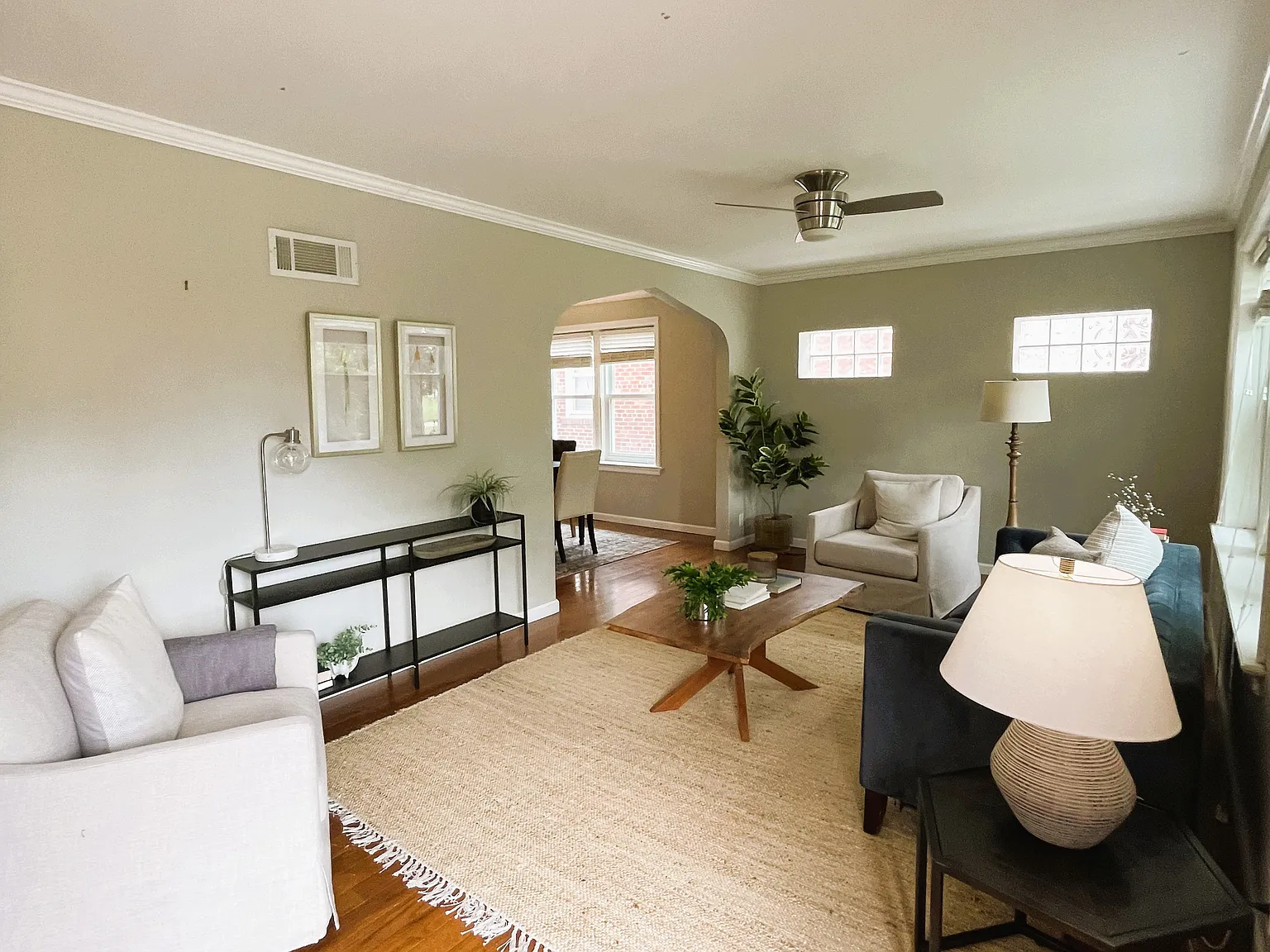 4 bed, 2620 sqft, $2,875 — Photo 3