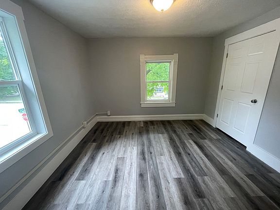 2nd image of 1903 N 13th St #2