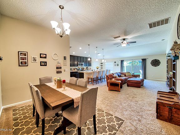 3rd image of 86030 Montecarlo Ct