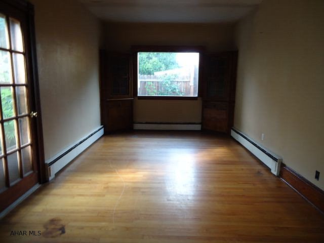 2nd image of 311 E Main St